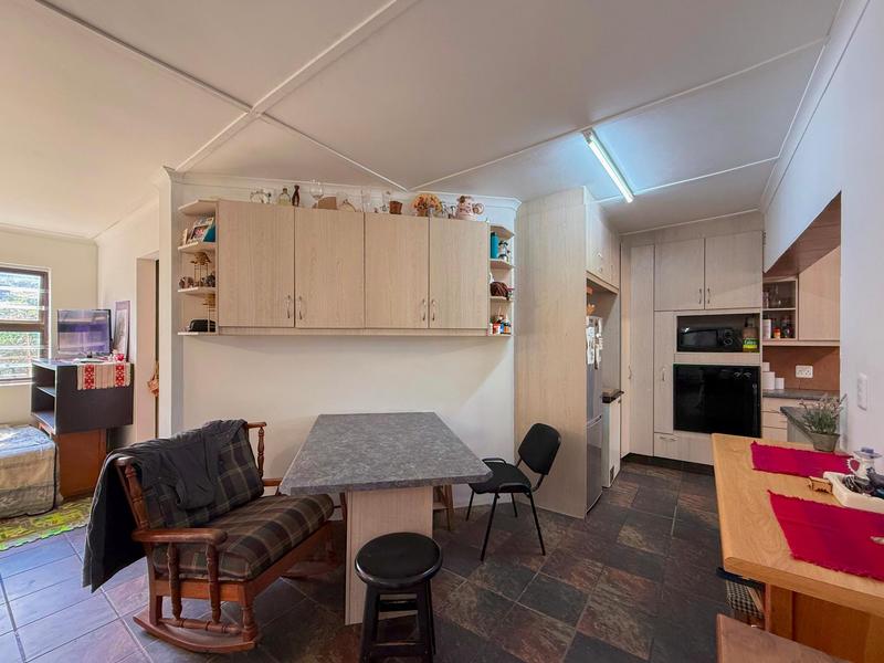 6 Bedroom Property for Sale in Denneoord Western Cape